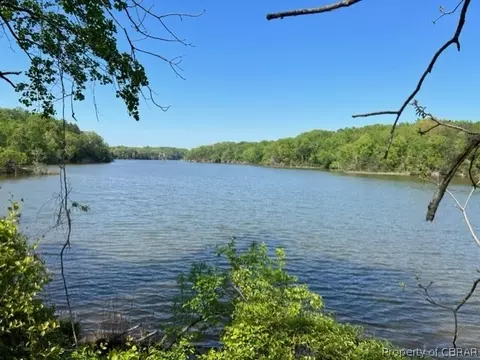 02 Nokomis Ln, Heathsville, VA 22473