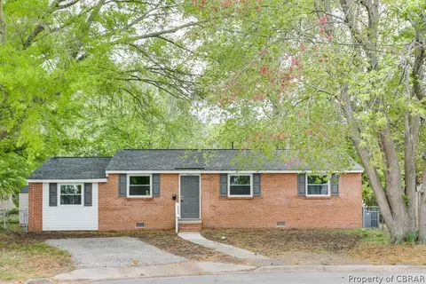 2003 Egger Cir, Hampton, VA 23663