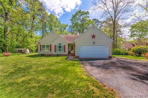 4343 Teal Cir, Gloucester, VA 23061 photo 3
