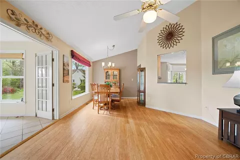 4343 Teal Cir, Gloucester, VA 23061 photo 5