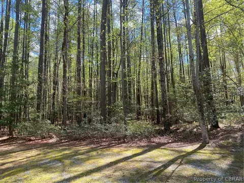 46 Eagles Trce, Lancaster, VA 22503