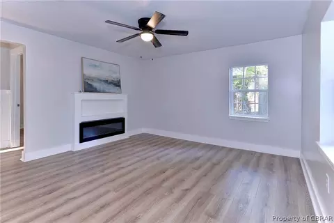 418 School St, Waverly, VA 23890
