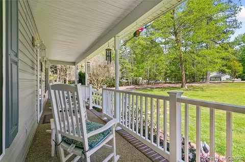 5376 Marlborough Dr, Gloucester, VA 23061 photo 7