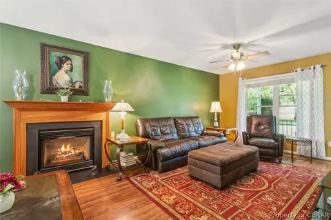 5376 Marlborough Dr, Gloucester, VA 23061 photo 13