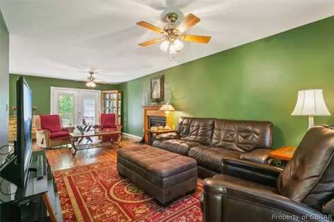 5376 Marlborough Dr, Gloucester, VA 23061 photo 12