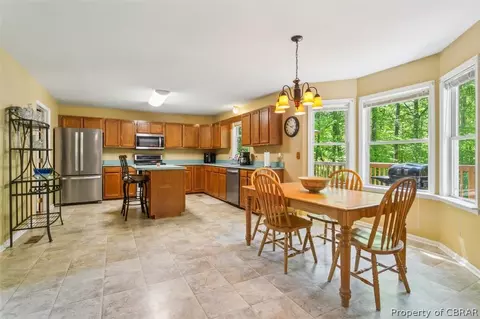 5376 Marlborough Dr, Gloucester, VA 23061 photo 17