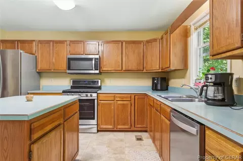 5376 Marlborough Dr, Gloucester, VA 23061 photo 23
