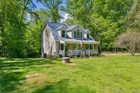 5376 Marlborough Dr, Gloucester, VA 23061 photo 4