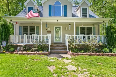 5376 Marlborough Dr, Gloucester, VA 23061 photo 5