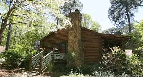 56 Pine Cv, Topping, VA 23169 photo 3
