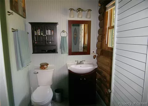 56 Pine Cv, Topping, VA 23169 photo 17