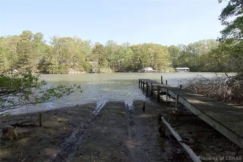 56 Pine Cv, Topping, VA 23169 photo 28