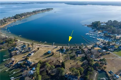 1215 Fishing Bay Rd, Deltaville, VA 23043