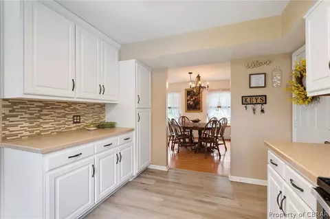 6782 Amanda Ct, Gloucester, VA 23061 photo 18