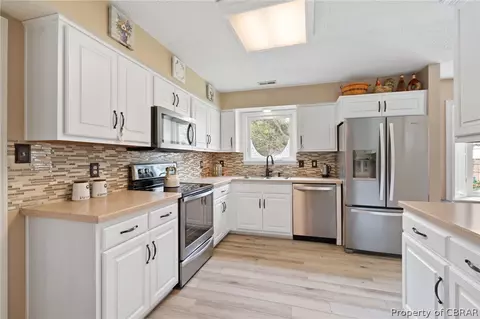 6782 Amanda Ct, Gloucester, VA 23061 photo 14