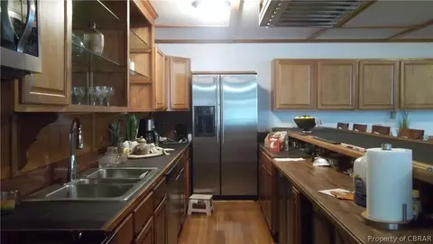 705 Greys Point Rd, Topping, VA 23169 photo 26