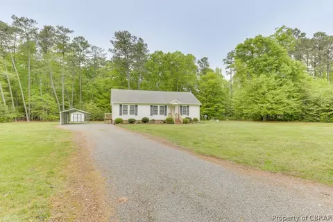 5953 Horsley Rd, Hayes, VA 23072