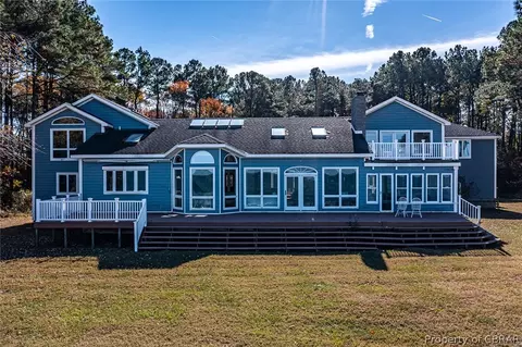179 Burkes Ln, White Stone, VA 22578