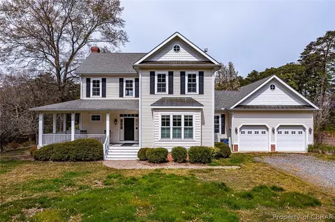 507 Sunnybank Rd, Reedville, VA 22539