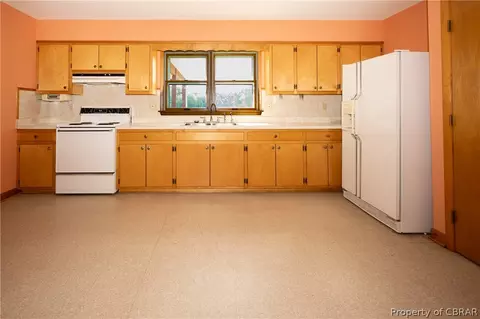 375 Beach Rd, White Stone, VA 22578 photo 9