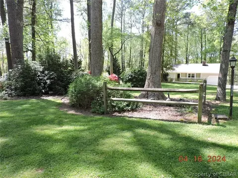 6856 Freedom Goode Rd, Gloucester, VA 23061 photo 8