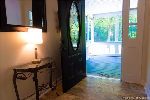 7208 Wilson Cir, Gloucester, VA 23061 photo 6