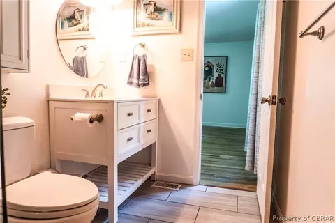 7208 Wilson Cir, Gloucester, VA 23061 photo 18
