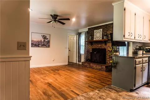 7208 Wilson Cir, Gloucester, VA 23061 photo 11