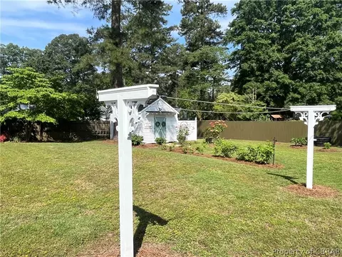 1438 Lafayette Rd, Gloucester Point, VA 23062 photo 7