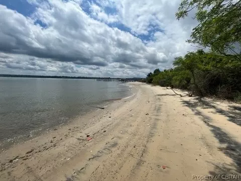 1438 Lafayette Rd, Gloucester Point, VA 23062 photo 29