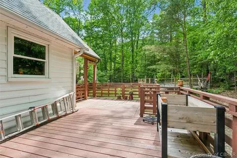 7174 Wilson Cir, Gloucester, VA 23061 photo 43