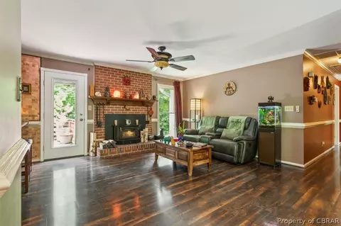 7174 Wilson Cir, Gloucester, VA 23061 photo 15