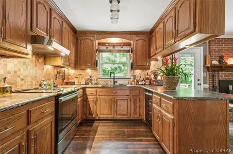 7174 Wilson Cir, Gloucester, VA 23061 photo 10