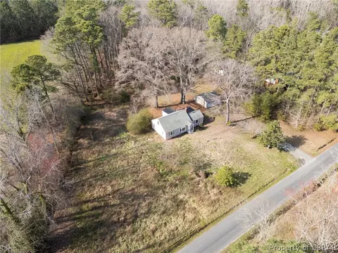 5347 Ware Neck Rd, Gloucester, VA 23061 photo 12