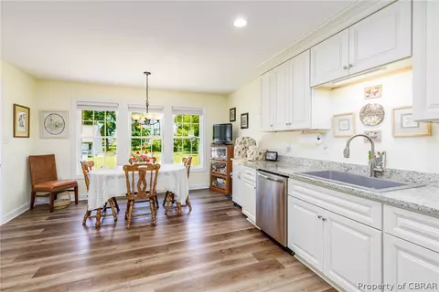 206 Pointers Dr, West Point, VA 23181 photo 12