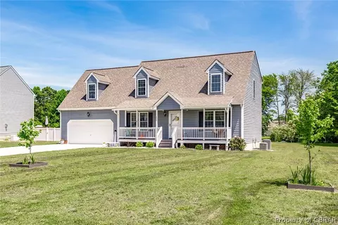 206 Pointers Dr, West Point, VA 23181 photo 2