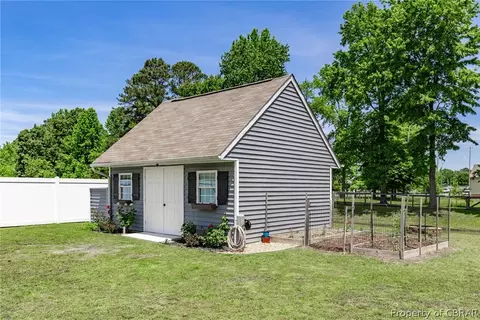 206 Pointers Dr, West Point, VA 23181 photo 29