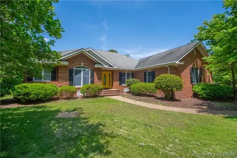 832 Bland Point Rd, Deltaville, VA 23043
