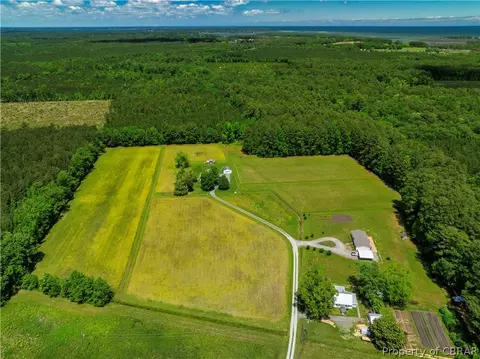 301 Rockfish Way, Diggs, VA 23045