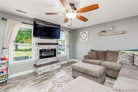 7663 Rob Ln, Gloucester, VA 23061 photo 7