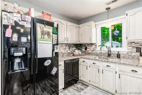 7663 Rob Ln, Gloucester, VA 23061 photo 12
