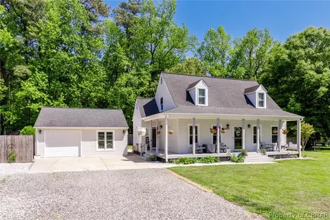 7663 Rob Ln, Gloucester, VA 23061 photo 3