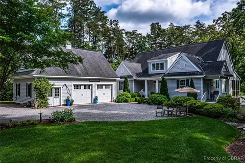 1634 Riverwood Dr, Lancaster, VA 22503