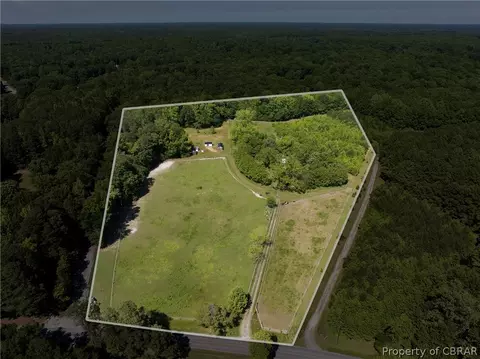 7981 Indian Rd, Gloucester, VA 23061 photo 2