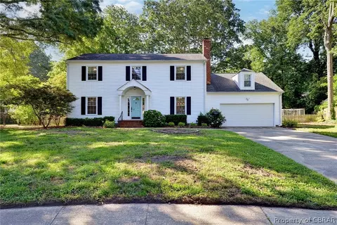 137 Wilderness Rd, Hampton, VA 23669