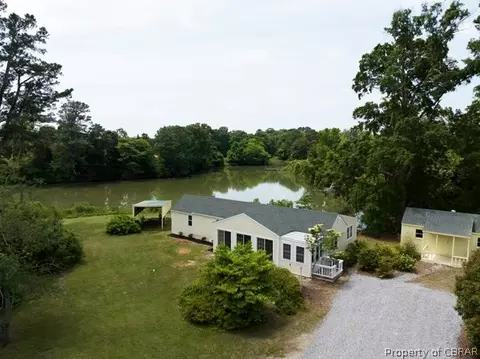 234 Billups Creek Ln, Moon, VA 23119