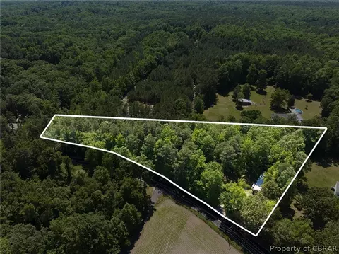 9538 Burkes Pond Rd, Gloucester, VA 23061