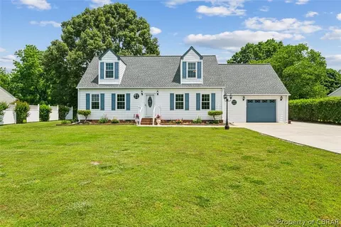 6675 Kimberly Dr, Gloucester, VA 23061