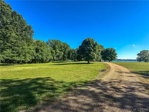215 Blue Devil Dr, Deltaville, VA 23043 photo 46