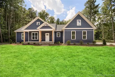 61 Hartfield Grn, Hartfield, VA 23071